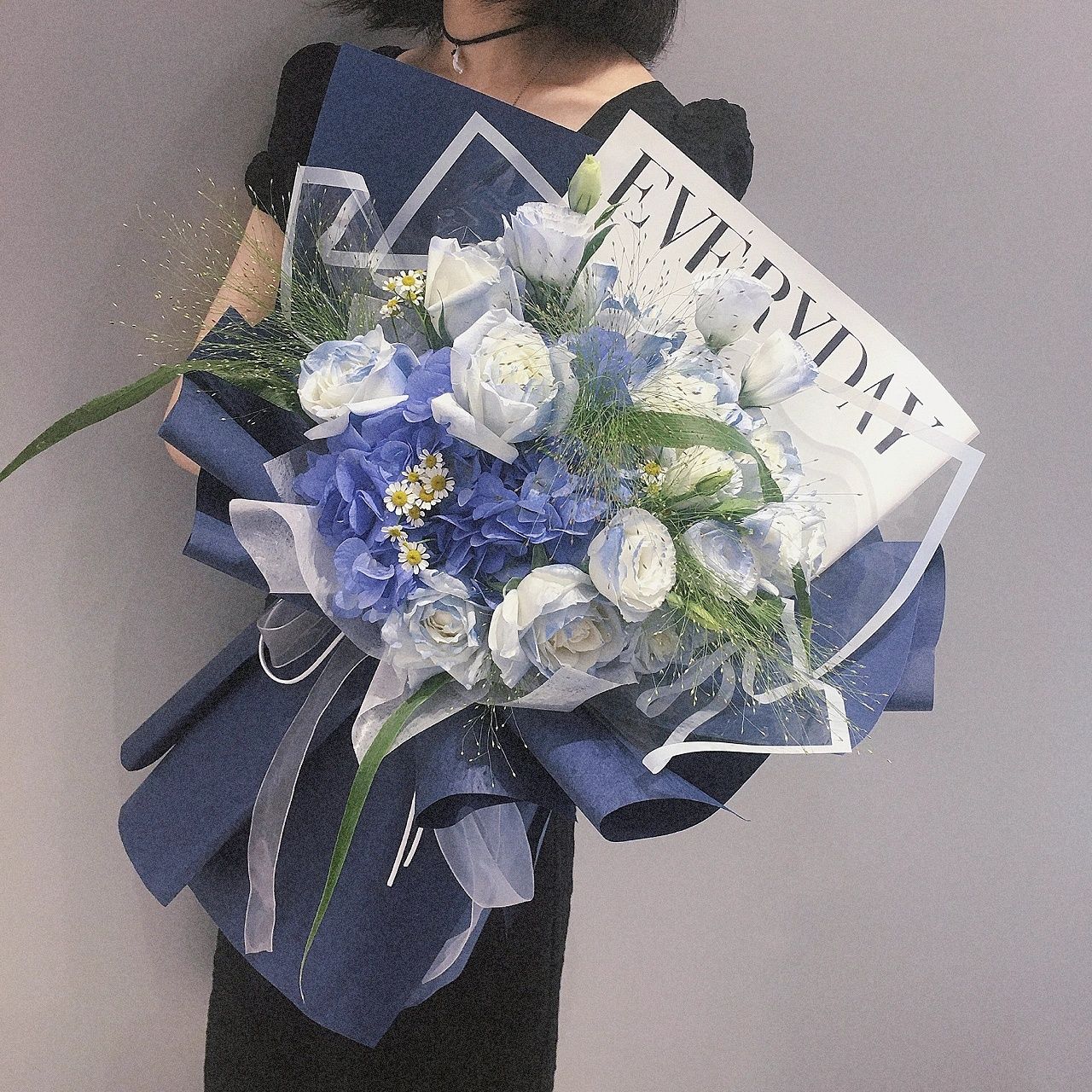 藍綉球混搭花束 香港鮮花即日配送