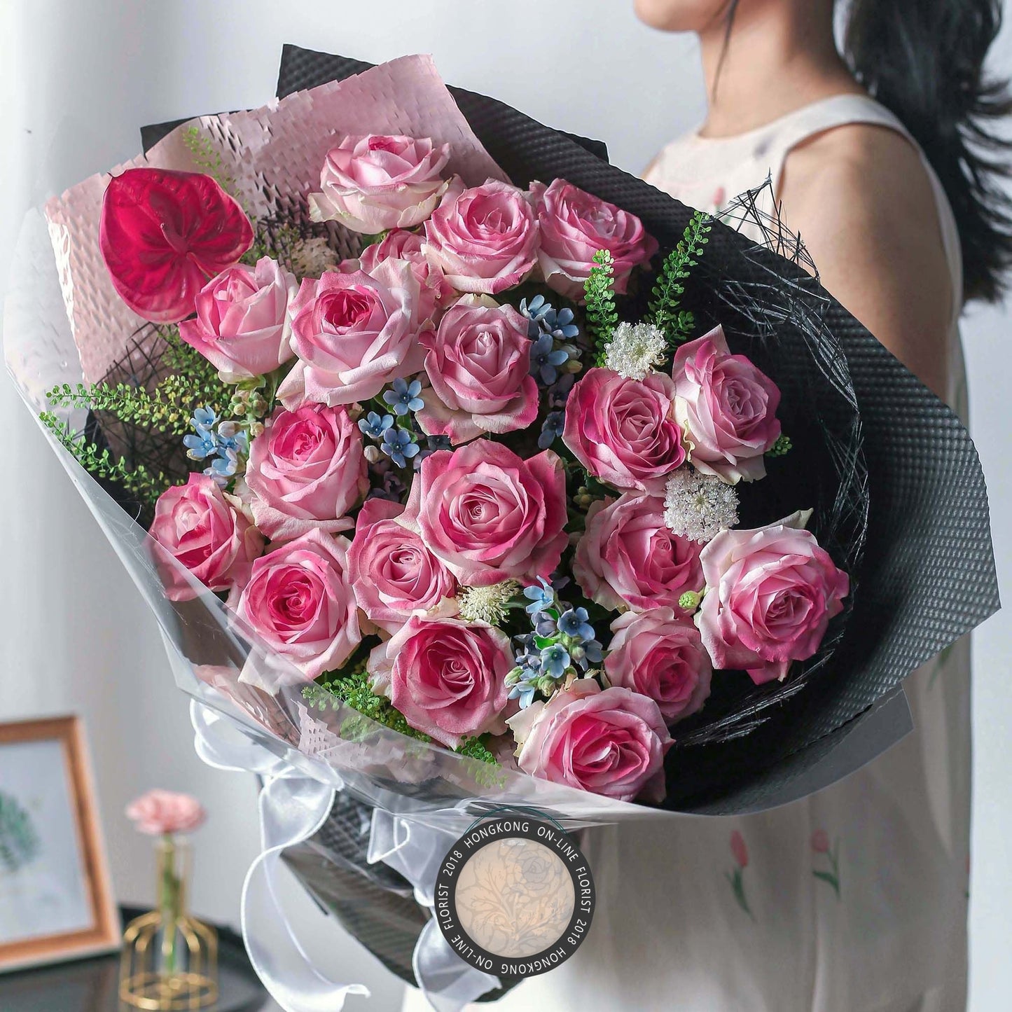 粉玫瑰鮮花混搭花束香港鮮花即日配送