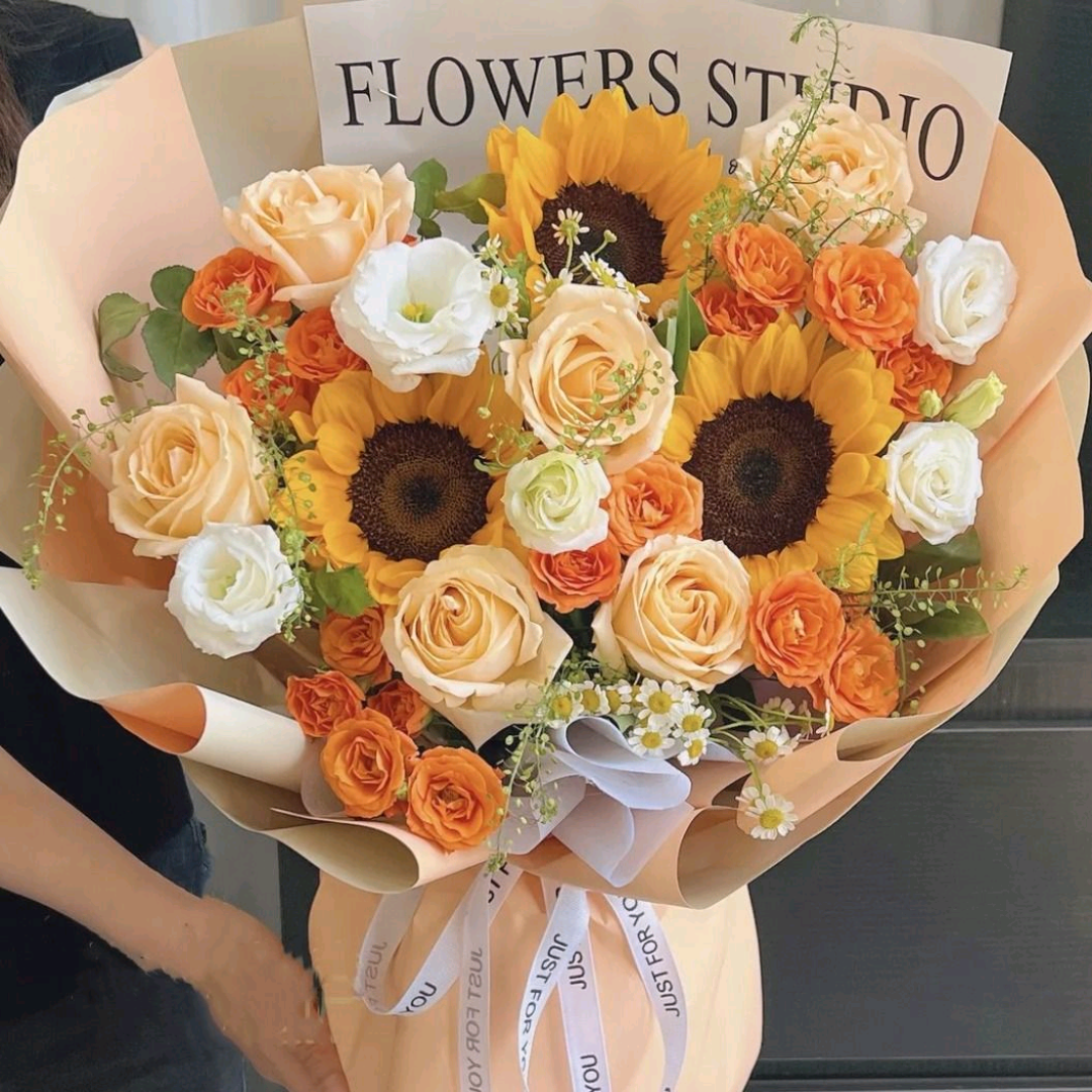 向日葵玫瑰混搭花束 香港鮮花即日配送